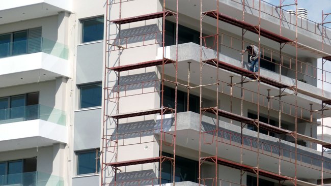 800 εκατ. για τη στήριξη της οικοδομής