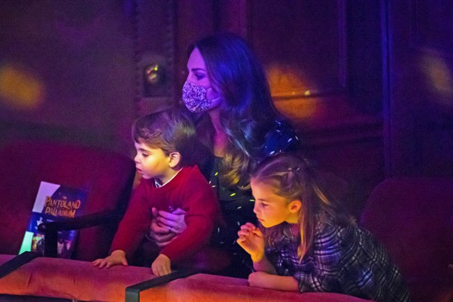 prince louis princess charlotte