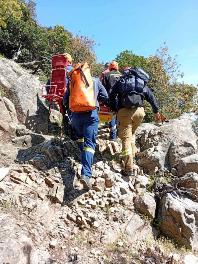 Συναγερμός στη Σαμοθράκη: Τραυματίστηκε γυναίκα στο Ρέμα του Φονιά – Μεγάλη επιχείρηση διάσωσης [βίντεο]
