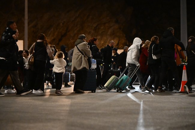 ΛΙΜΑΝΙ ΣΑΝΤΟΡΙΝΗ