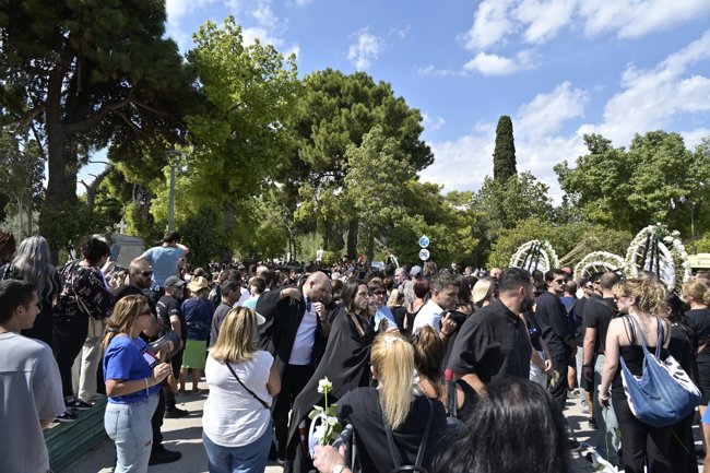 ΓΙΩΡΓΟΣ ΜΑΖΩΝΑΚΗΣ Γ ΝΕΚΡΟΤΑΦΕΙΟ