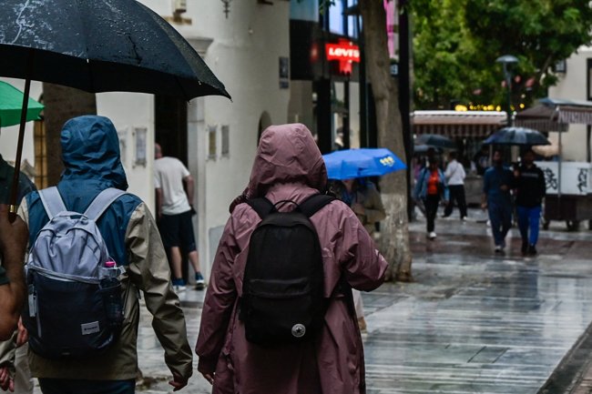 Νέο έκτακτο δελτίο επιδείνωσης καιρού: Ισχυρές καταιγίδες, μποφόρ και χαλάζι -Οι 3 περιοχές στο επίκεντρο ως το απόγευμα