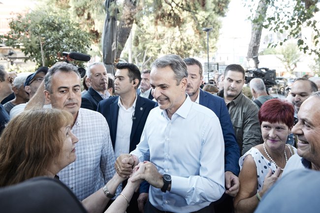 Ο Κυριάκος Μητσοτάκης προσπαθεί να "γοητεύσει" ξανά το 40% που τον ψήφισε το '23 - Η μοναδική δεξαμενή ψήφων που διαθέτει