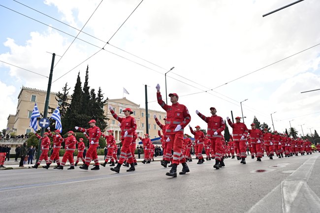 στρατιωτικη παρελαση 25η μαρτιου αθηνα