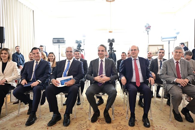 Μητσοτάκης για δωρεά Χατζηιωάννου στο ΕΣΥ: Ανοίγει ο δρόμος σε γιατρούς να πάνε στα μικρά νησιά