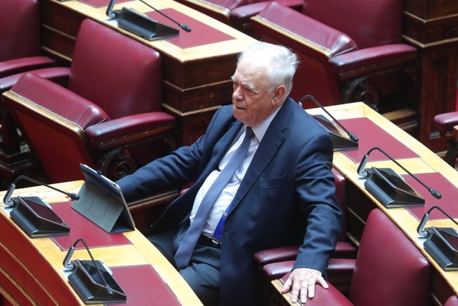 Ορκίστηκε βουλευτής ο Γιάννης Δραγασάκης - Πήρε την έδρα της Έφης Αχτσιόγλου που παραιτήθηκε