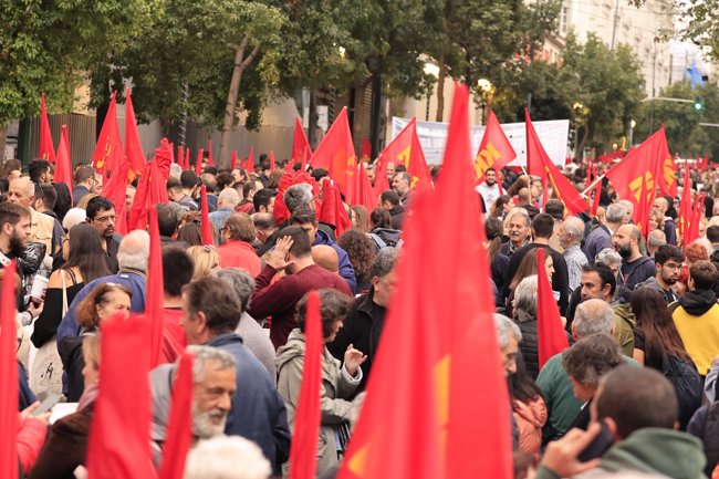 ΚΚΕ ΠΟΡΕΙΑ
