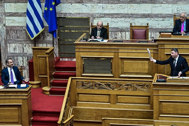 Ξαναφουντώνει η κόντρα για τις υποκλοπές: Εξεταστική ετοιμάζει το ΠΑΣΟΚ - "Σεβόμαστε τη Δικαιοσύνη", απαντά η κυβέρνηση