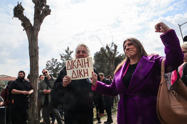 Αύριο ξανά η δίκη των Τεμπών: Εχει μεγαλώσει η αίθουσα, "αγκάθι" όμως το πού θα κάθονται οι συγγενείς των θυμάτων
