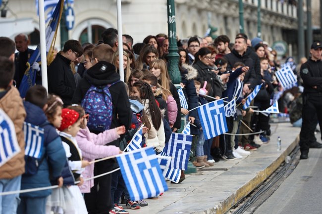 στρατιωτικη παρελαση 25η μαρτιου αθηνα
