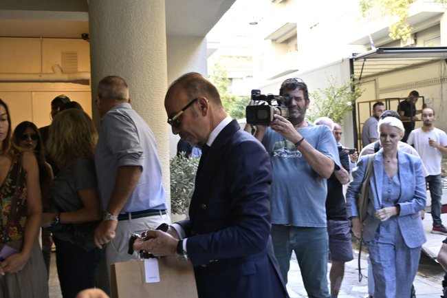 ιατρειο κολωνακι μαζωνακησ