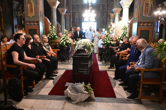 ΜΑΙΡΗ ΛΙΝΤΑ
