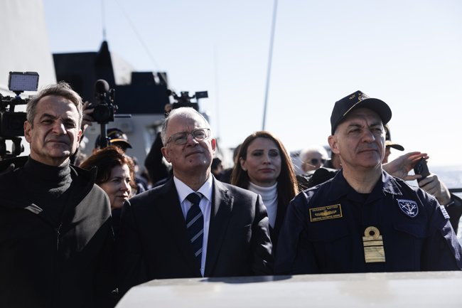 Νίνα Κασιμάτη: Οι φωτογραφίες στη φρεγάτα Κίμων, η ενόχληση στον ΣΥΡΙΖΑ και οι φήμες για άμεση μεταγραφή στο ΠΑΣΟΚ