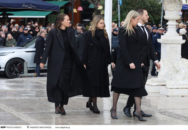 κηδεια ειρηνησ χρυση