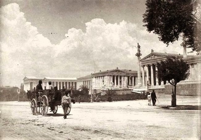 Πανεπιστημίου+-+Τριλογί