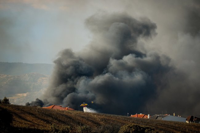 φωτια ωραιοκαστρο