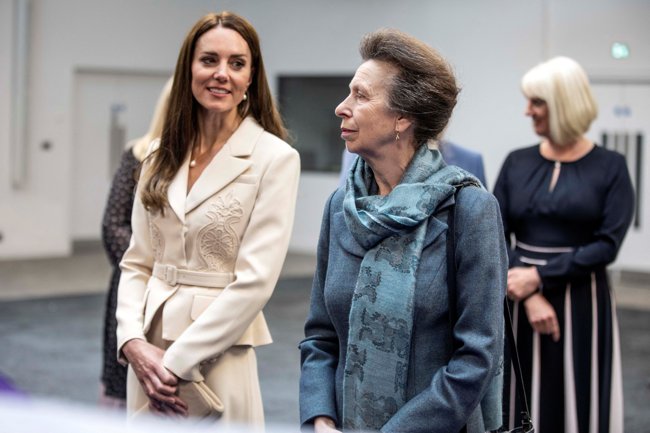 kate middleton princess anne