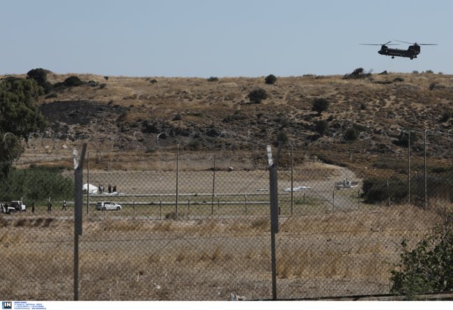 Μόρια: Στήνουν νέο στρατόπεδο στο Καρά Τεπέ- Μετακινήσεις προσωπικού μόνο με ελικόπτερα, λόγω του φόβου για επεισόδια