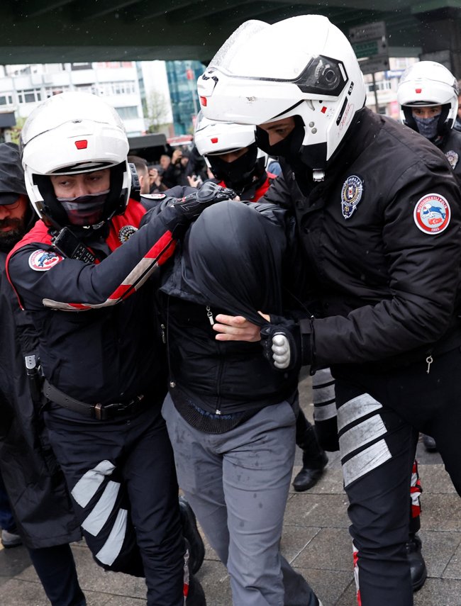 ΕΠΕΙΣΟΔΙΑ ΚΩΝΣΤΑΝΤΙΝΟΥΠΟΛΗ ΠΡΩΤΟΜΑΓΙΑ