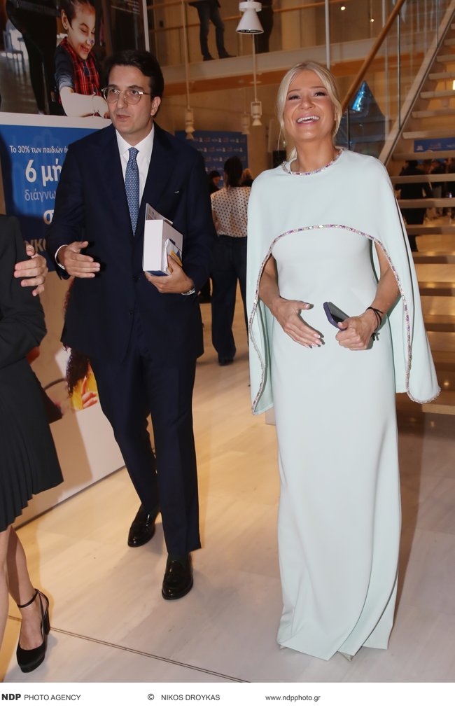 ΦΑΙΗ ΣΚΟΡΔΑ ΣΥΝΤΡΟΦΟΣ