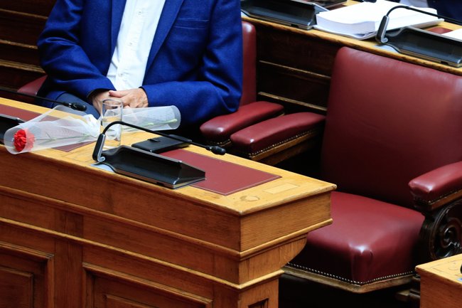 ΚΟΚΚΙΝΟ ΓΑΡΥΦΑΛΛΟ ΚΚΕ