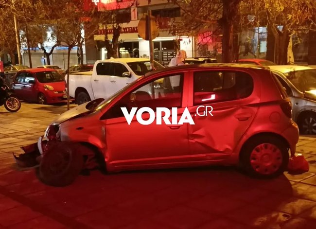 Θεσσαλονίκη: Μεθυσμένη 24χρονη οδηγός πήρε σβάρνα 15 αυτοκίνητα - Ζημιές και σε καταστήματα [εικόνες - βίντεο]