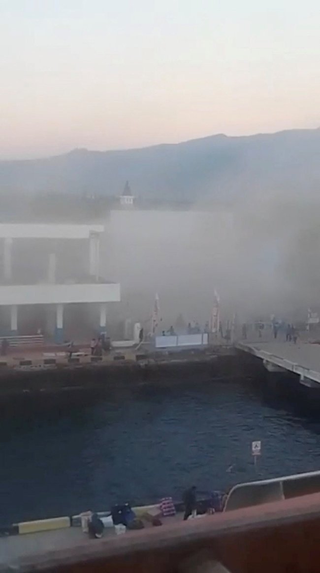 Σεισμός 7,7 Ρίχτερ στην Ινδονησία: Τουλάχιστον είκοσι οι νεκροί, τραυματίες και εγκλωβισμένοι