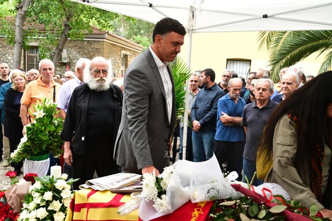 χαλβατζης κηδεια