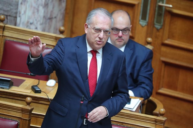 Καβγάς Κωνσταντοπούλου με Θεοδωρικάκο-Ανδρουλάκη: "Ούτε η μαφία" - "Δεν είμαι πρόεδρος του ΠΑΟ όπως ο πατέρας σας"