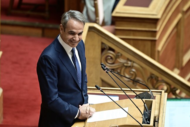 Κόντρα Μητσοτάκη - Ανδρουλάκη: "Κατώτερος των περιστάσεων"- "Μιλάτε εσείς, το αφεντικό που δεν έφαγε τη σφαίρα;"
