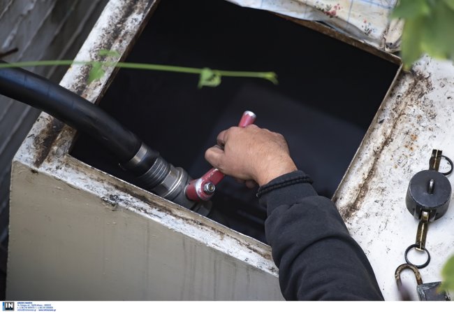 Πετρέλαιο, ρεύμα και φυσικό αέριο: Τα σχέδια της κυβέρνησης για τον δύσκολο χειμώνα που έρχεται