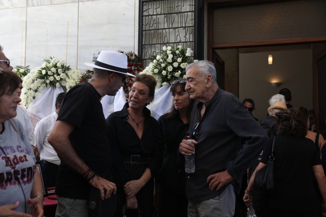 ΝΙΚΟΣ ΚΑΛΟΓΕΡΟΠΟΥΛΟΣ