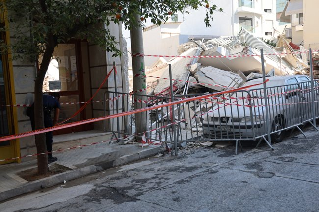 πετραλωνα πολυκατοικια