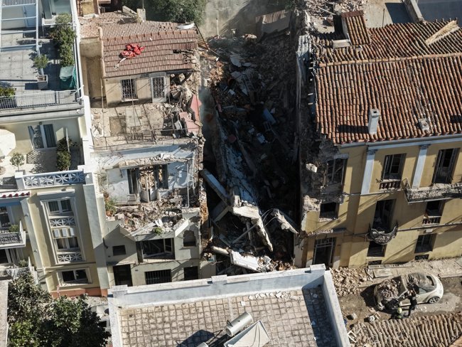 ΕΚΡΗΞΗ ΠΛΑΚΑ