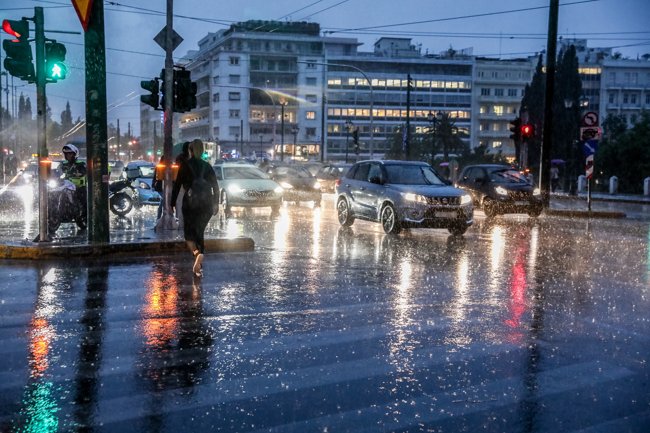 Πώς θα κινηθεί η κακοκαιρία τις επόμενες ώρες: Απαιτείται προσοχή -Οι περιοχές στο επίκεντρο, πότε θα "χτυπηθεί" η Αττική
