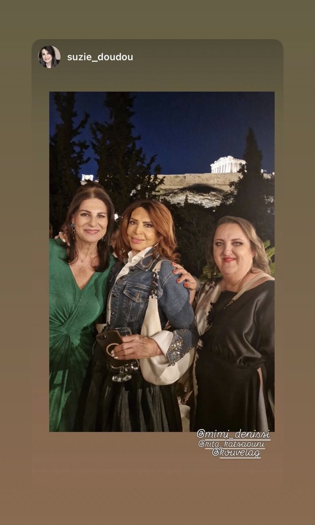 Μιμή Ντενίση: Βραδιά κάτω από την Ακρόπολη - H κομψή εμφάνισή της