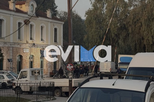 μπραντ πιτ χαλκιδα