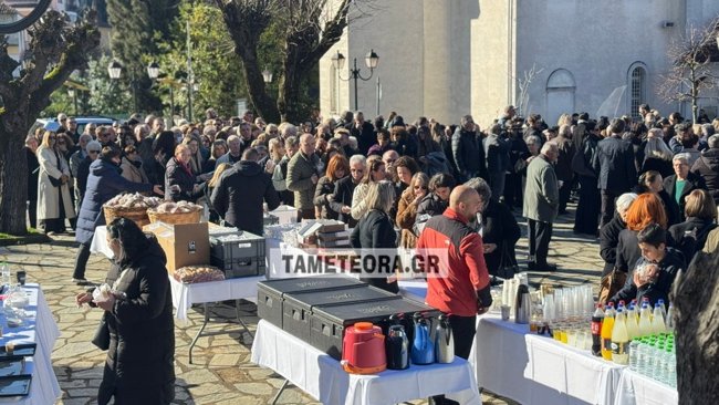 Tέμπη: Σε βαρύ κλίμα το τριετές μνημόσυνο για τις Χρύσα, Αναστασία και Θώμη Πλακιά