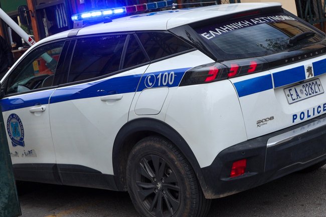 Ν. Φιλαδέλφεια: 25χρονος νταής ξυλοκόπησε 17χρονο με αυτισμό και την αδερφή του για ένα... σκούντημα