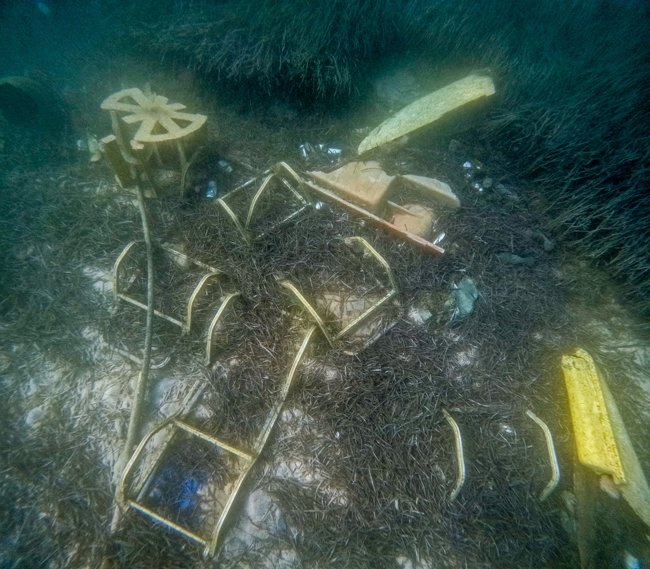 ΚΕΡΚΥΡΑ ΒΥΘΟΣ ΣΚΟΥΠΙΔΙΑ ΞΑΠΛΩΣΤΡΕΣ