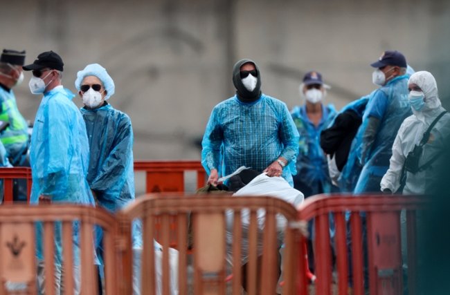 Χανταϊός: Οι γιατροί είπαν στη Γαλλίδα που είναι σε κρίσιμη κατάσταση ότι τα συμπτώματά της ήταν "απλώς άγχος"