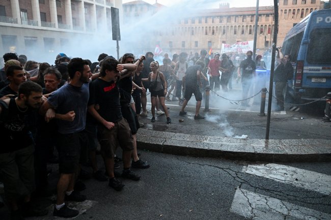 ΜΠΟΛΟΝΙΑ