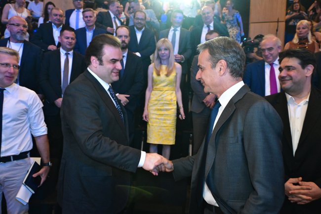 μητσοτακησ πιερρακακησ