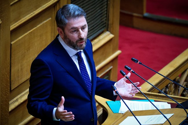 ΝΙΚΟΣ ΑΝΔΡΟΥΛΑΚΗΣ
