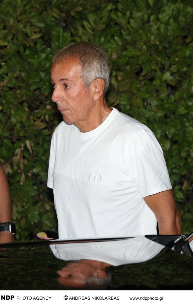 κουστας
