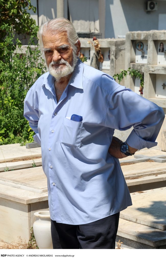 ΚΩΣΤΑΣ ΠΡΕΚΑΣ