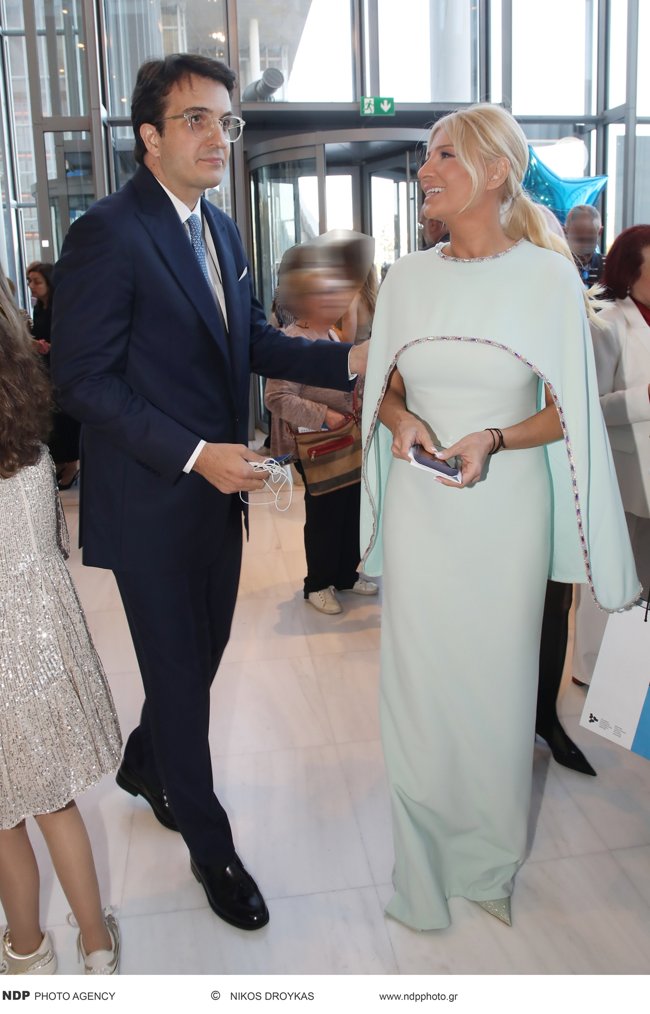 ΦΑΙΗ ΣΚΟΡΔΑ ΣΥΝΤΡΟΦΟΣ