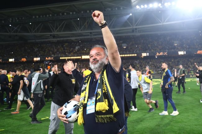 ΑΕΚ ΠΡΩΤΑΘΛΗΜΑ