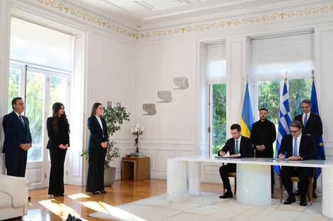 Υπεγράφη η συμφωνία για τη μεταφορά αμερικανικού LNG από την Ελλάδα στην Ουκρανία -Παρουσία Μητσοτάκη, Ζελένσκι, Γκίλφοϊλ