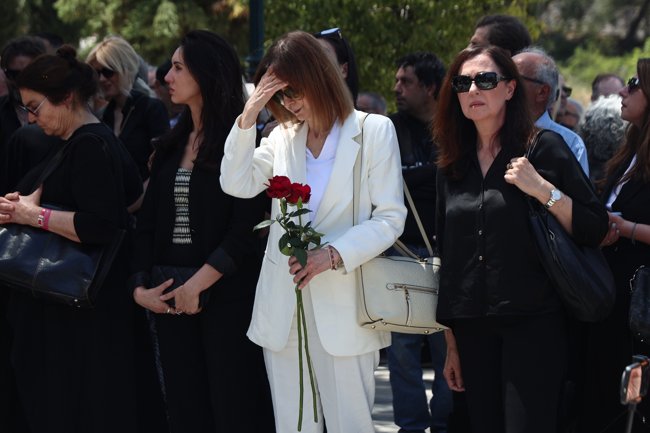 ΚΑΤΙΑ ΔΑΝΔΟΥΛΑΚΗ ΚΗΔΕΙΑ ΓΑΛΑΝΟΣ